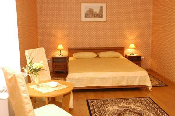 Bed and Breakfast Peron Panzio à Debrecen Extérieur photo